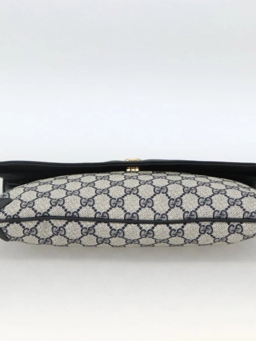 GUCCI GG Supreme Clutch Bag PVC Navy - Picture 8 of 15